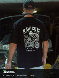 Camiseta Oversized RAW CUTS — Fotoluminiscente, Brilla en la Oscuridad